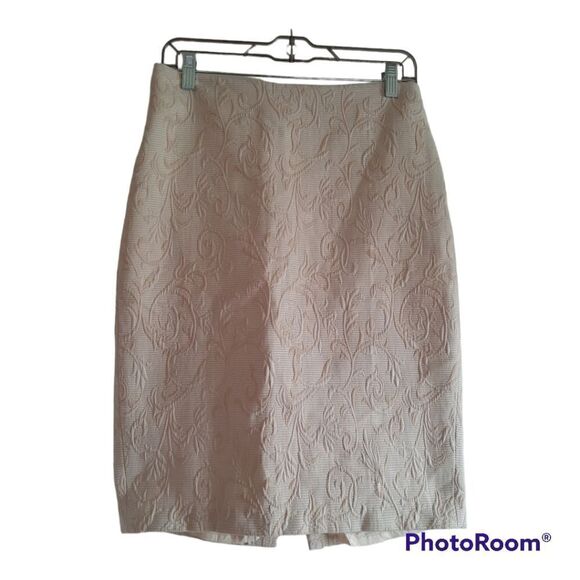 Spiegel Dresses & Skirts - Spiegel Leaf Print Brocade Pencil Skirt